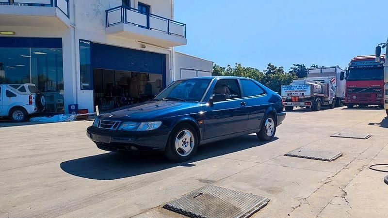 Second-hand Saab 900 185 CP (136 kW) 1996 Albastru Coupe