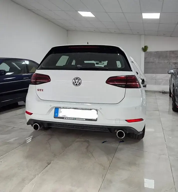 Gebraucht VW Golf VIII GTI 245 PS (180 kW) 2020 Weiß Limousine