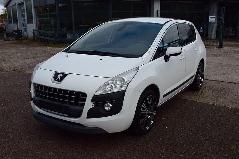 Weiß Gebraucht 2013 Peugeot 3008 Active SUV | 5.480 € (Fairer Preis) - Bild 1/4