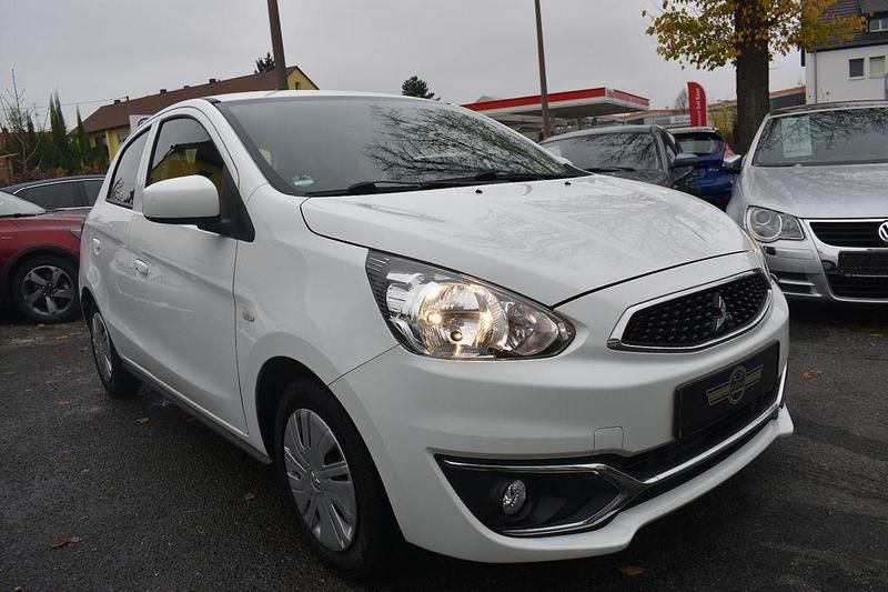 Gebraucht Mitsubishi Space Star Edition 71 PS (52 kW) 2017 Weiß Limousine