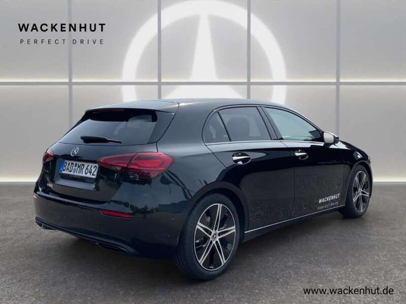 Gebraucht Mercedes A180 Advanced 136 PS (100 kW) 2025 Nachtschwarz  unilack Kleinwagen