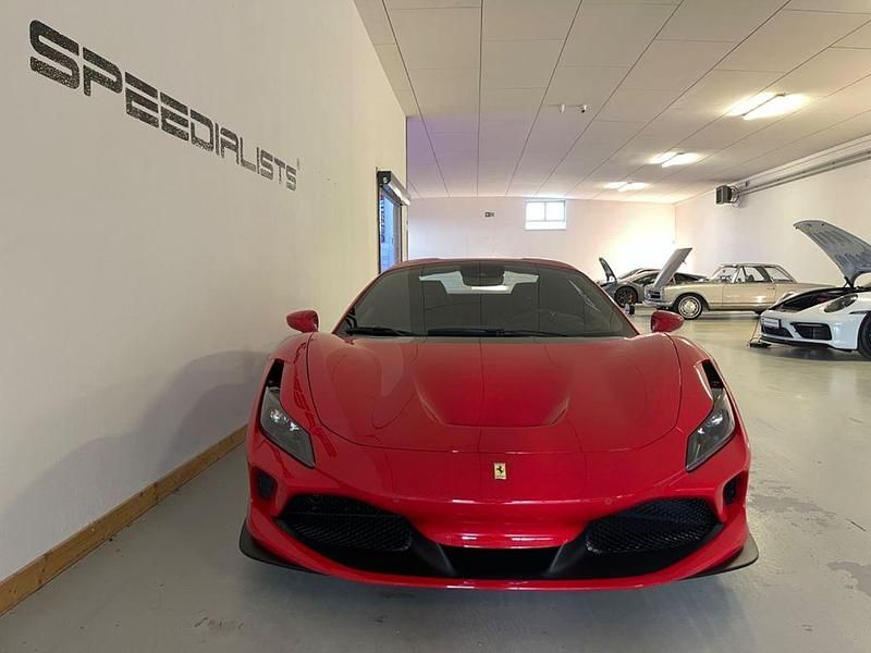 Gebraucht Ferrari F8 720 PS (529 kW) 2022 Rot Cabrio