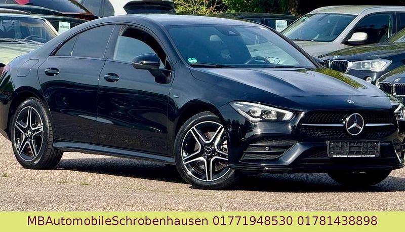 Schwarz Gebraucht 2020 Mercedes CLA250e AMG Limousine | 30.999 € (Fairer Preis) - Bild 1/3