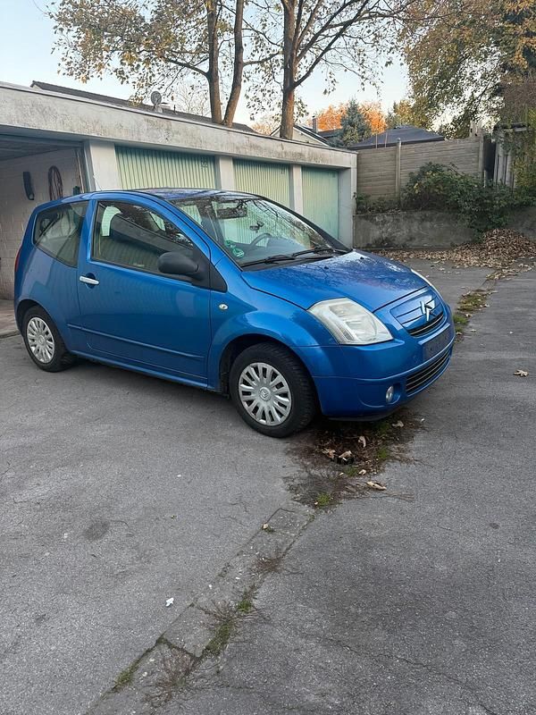 Blau Gebraucht 2006 Citroën C2 Kleinwagen | 1.000 € (Fairer Preis) - Bild 1/4