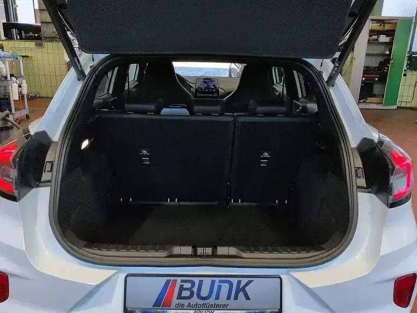Gebraucht Ford Puma ST 200 PS (147 kW) 2023 Frozen white  (pn3gz) SUV