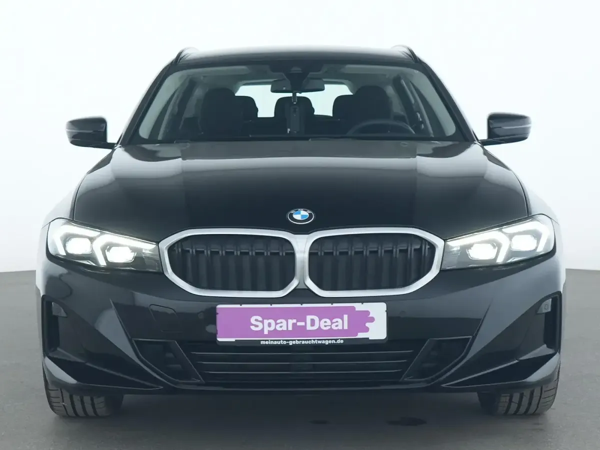 Gebraucht BMW 318 Shadowline 156 PS (114 kW) 2024 Schwarz Limousine