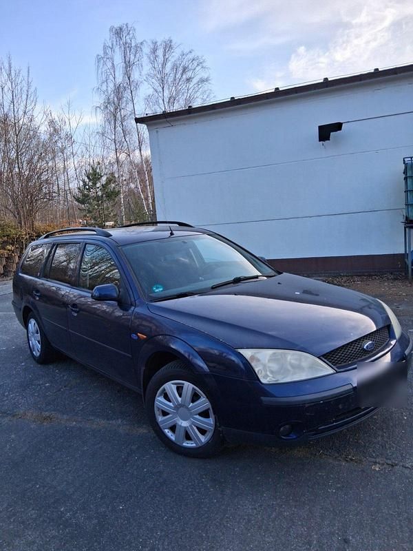 Gebraucht Ford Mondeo Ghia 125 PS (91 kW) 2003 Blau Kombi