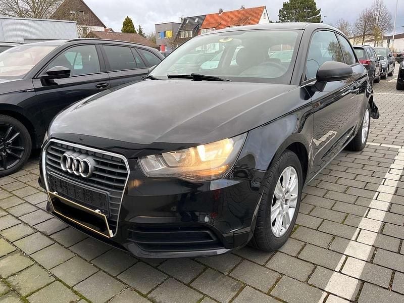 Gebraucht Audi A1 Attraction 86 PS (63 kW) 2010 Brillantschwarz Kleinwagen