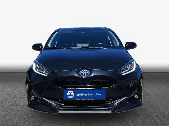 Gebraucht Toyota Yaris Basis 116 PS (85 kW) 2021 Mysticschwarz mica Kleinwagen