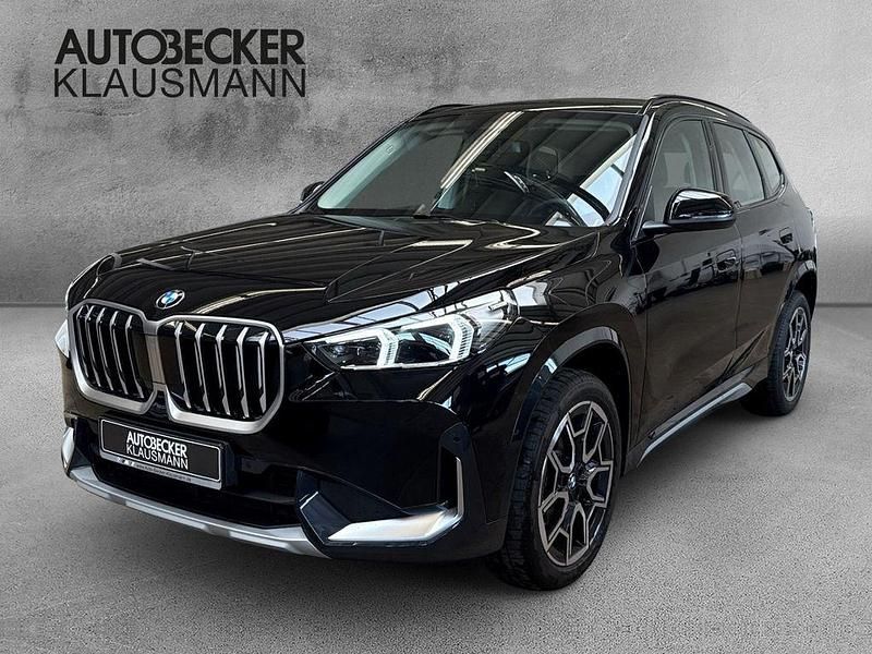 Schwarz Neu 2025 BMW X1 xLine SUV | 45.490 € (Guter Preis) - Bild 1/4