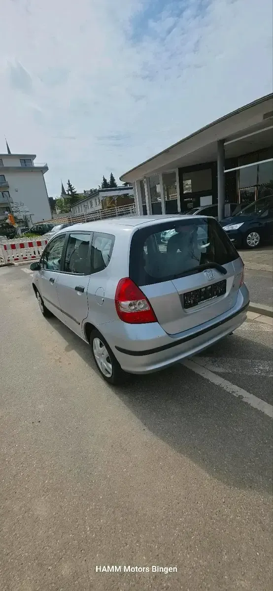 Gebraucht Honda Jazz LS 83 PS (61 kW) 2003 Silber Kleinwagen