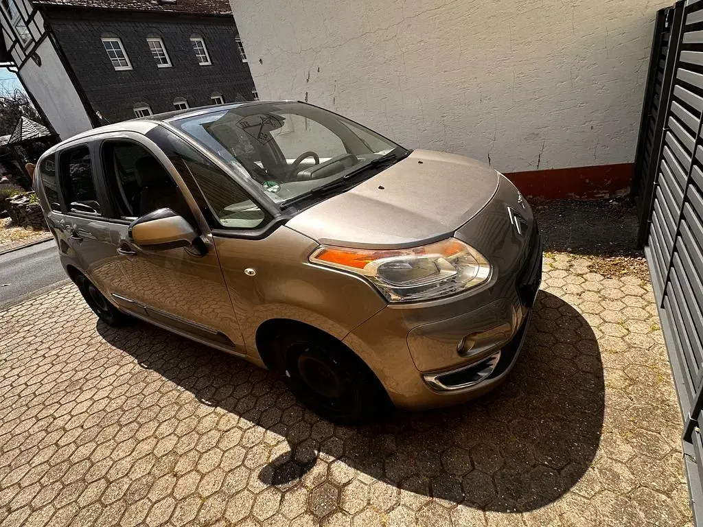 Gebraucht Citroën C3 Picasso Exclusive 120 PS (88 kW) 2009 Beige Van / Kleinbus