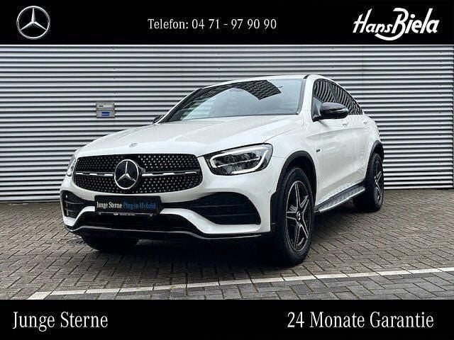 Manufaktur diamantweiß bright Gebraucht 2020 Mercedes GLC300e AMG Coupé | 42.350 € (Superpreis) - Bild 1/4
