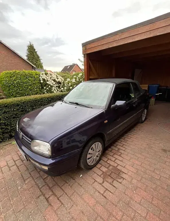 Gebraucht VW Golf Cabriolet Edition 90 PS (66 kW) 1995 Blau Cabrio