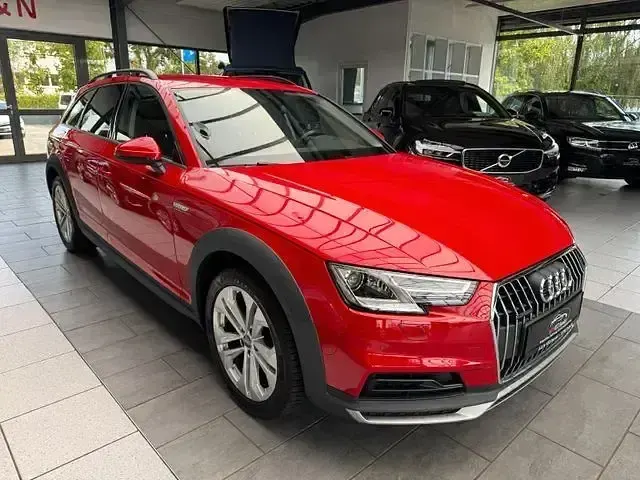 Gebraucht Audi A4 Allroad Basis 150 PS (110 kW) 2018 Rot Kombi