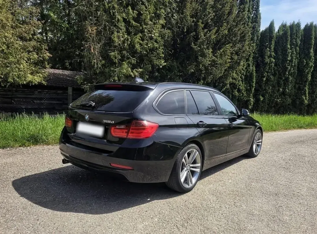 Usata BMW 318 143 CV (105 kW) 2013 Nero Station wagon