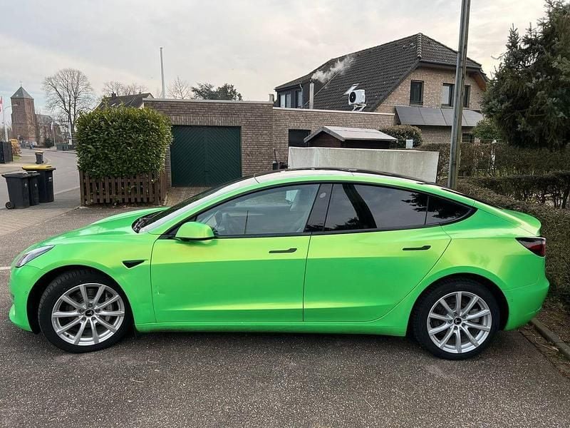 Gebraucht Tesla Model 3 366 kW (498 PS) 2022 Grün Limousine