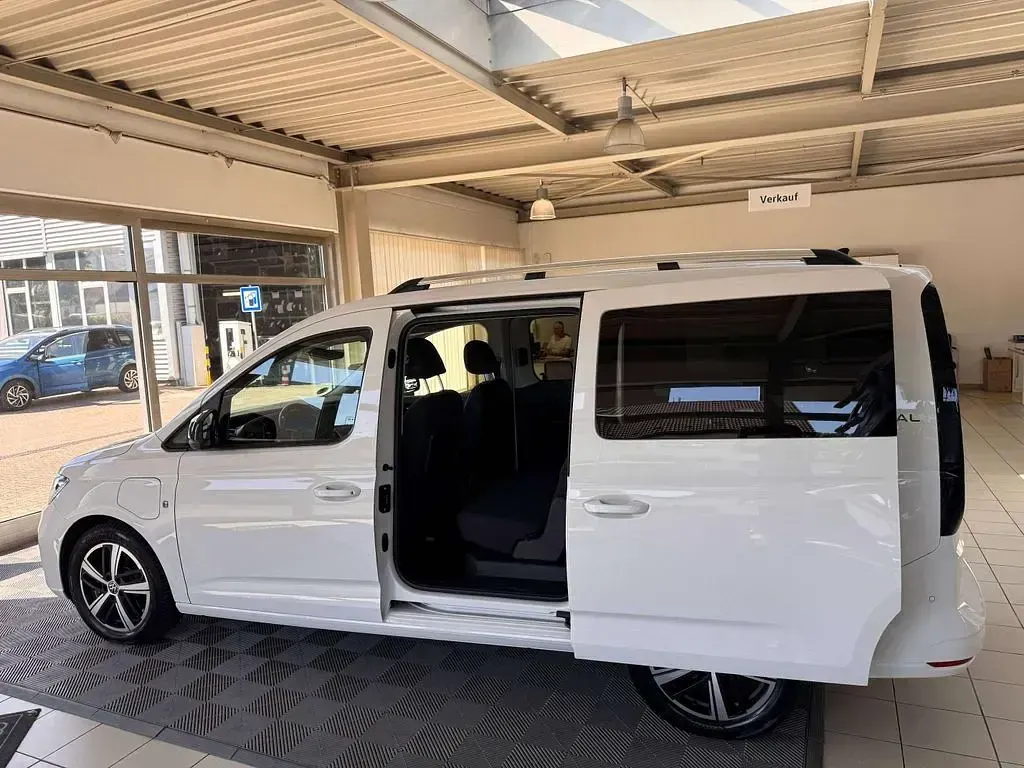 Gebraucht VW Caddy Maxi Goal 150 PS (110 kW) 2025 Weiß Van / Kleinbus