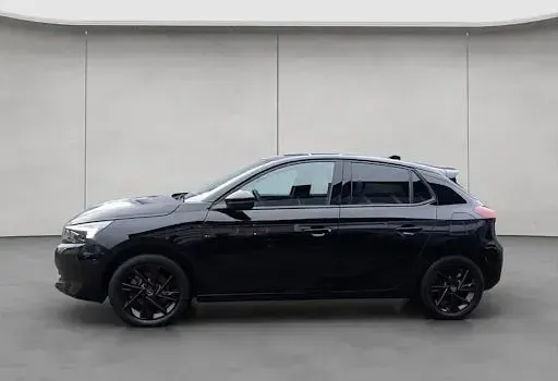 Gebraucht Opel Corsa 101 PS (74 kW) 2024 Schwarz Kleinwagen