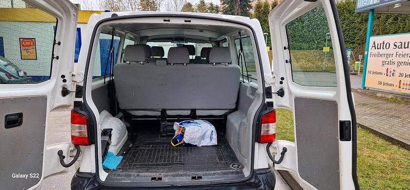 Gebraucht VW Transporter 102 PS (75 kW) 2014 Van