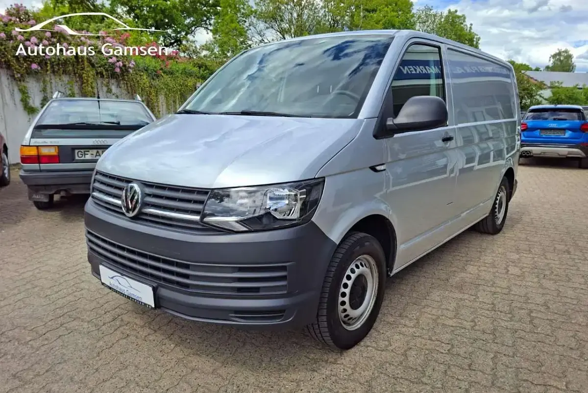 Gebraucht VW Transporter 102 PS (75 kW) 2019 Silber Van