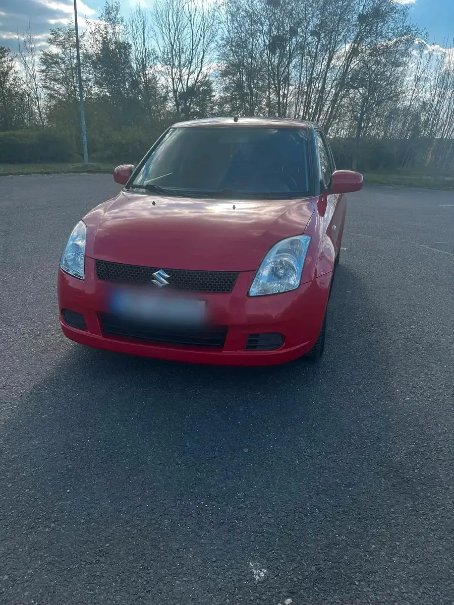 Gebraucht Suzuki Swift 92 PS (67 kW) 2006 Rot Kleinwagen