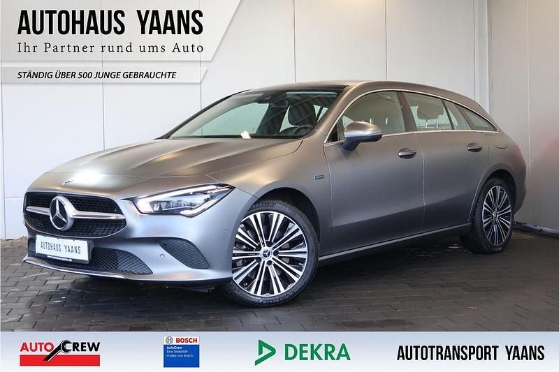 Grau Gebraucht 2021 Mercedes CLA250e Shooting Brake Progressive Kombi | 23.489 € (Guter Preis) - Bild 1/4