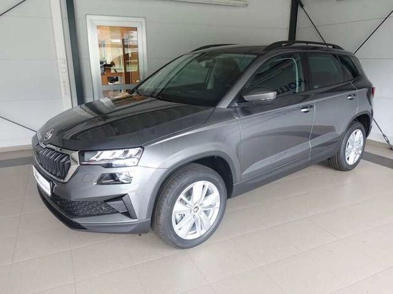 Grau Neu 2025 Skoda Karoq Selection SUV | 40.399 € - Bild 1/4