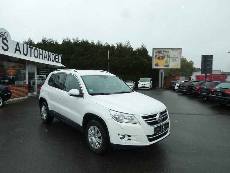 Weiß Gebraucht 2010 VW Tiguan Team SUV | 4.699 € (Superpreis) - Bild 1/4