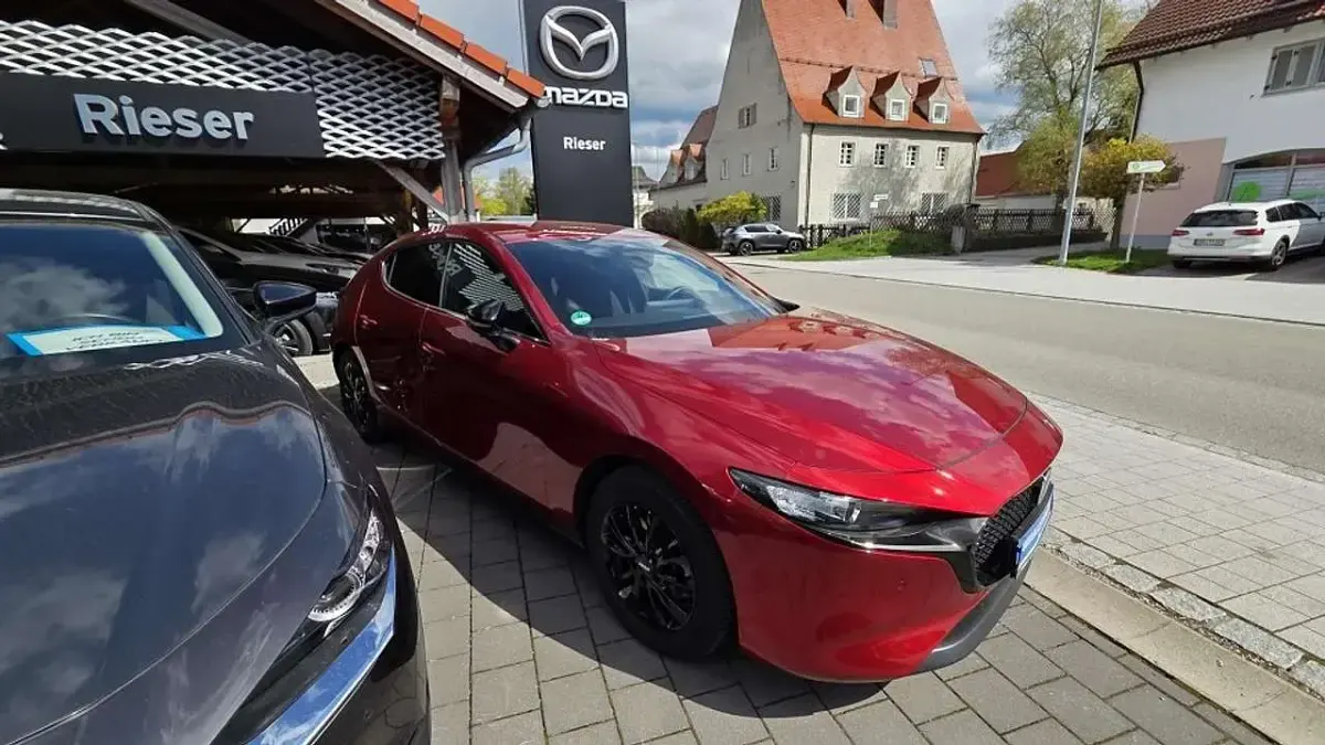 Gebraucht Mazda 3 Homura-Line 140 PS (102 kW) 2024 Soul red crystal Limousine