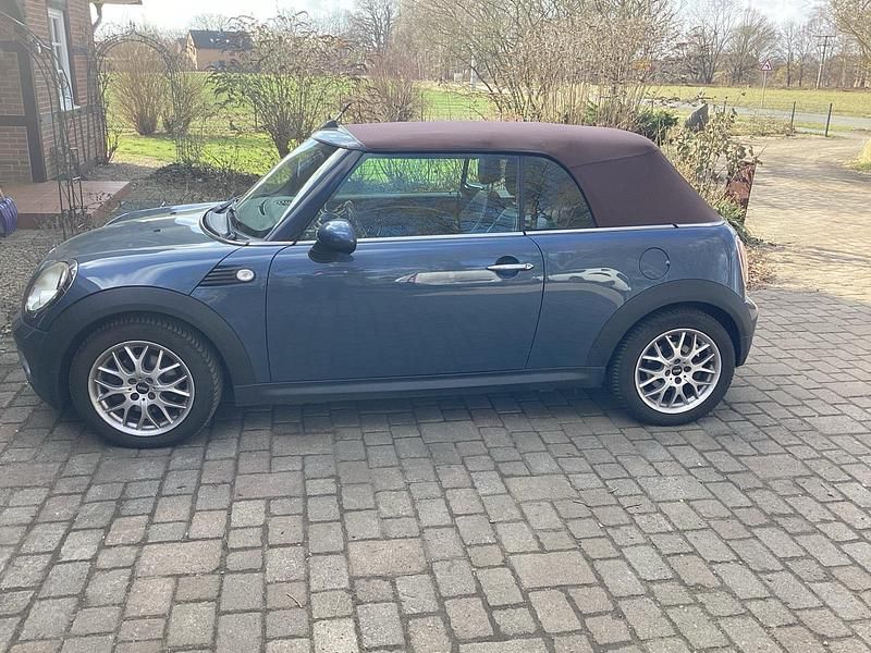 Gebraucht Mini Cooper Cabriolet 120 PS (88 kW) 2010 Blau Cabrio