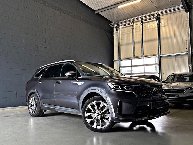 Grau Gebraucht 2021 Kia Sorento 3 SUV | 33.990 € (Guter Preis) - Bild 1/4