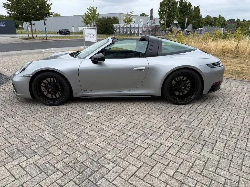 Gebraucht Porsche 911 Carrera 4 GTS Targa 480 PS (353 kW) 2024 Silber Cabrio