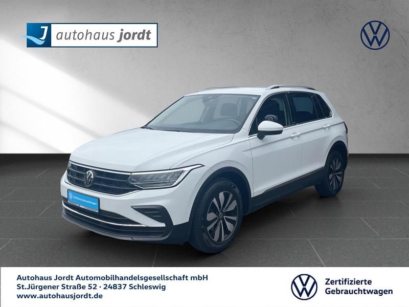 Gebraucht VW Tiguan Move 150 PS (110 kW) 2023 Pruewhite SUV