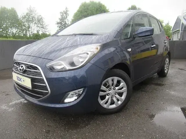Gebraucht Hyundai ix20 125 PS (91 kW) 2019 Blau Kleinwagen