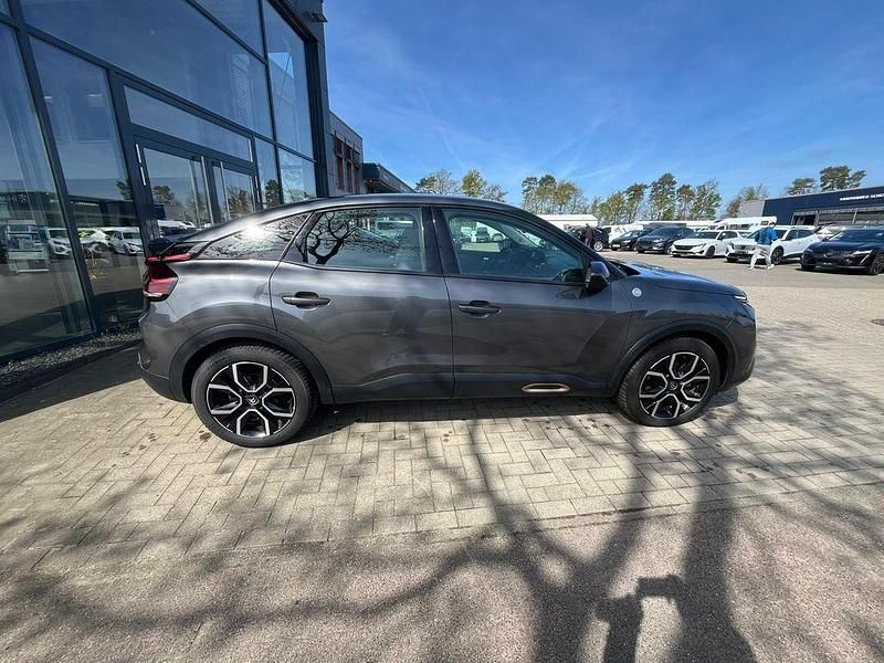 Używany Citroën e-C4 100 kW (136 KM) 2022 Szary Sedan/Limuzyna