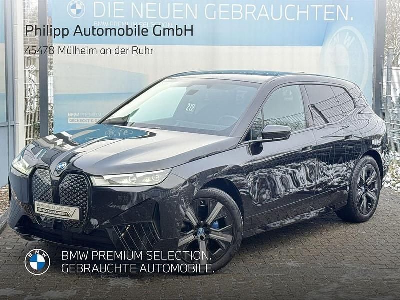 Gebraucht BMW iX Sport Line 239 kW (326 PS) 2023 Black sapphire SUV