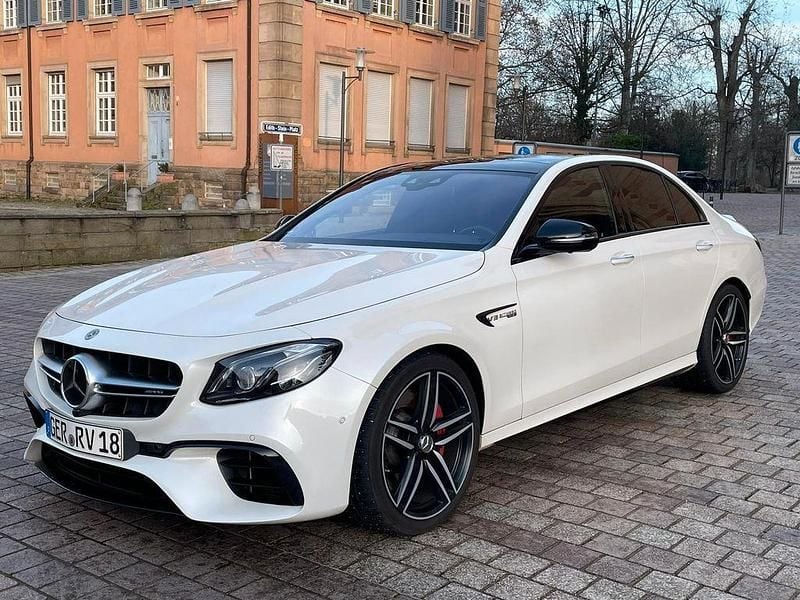 Weiß Gebraucht 2019 Mercedes E63 AMG AMG Limousine | 50.000 € - Bild 1/4