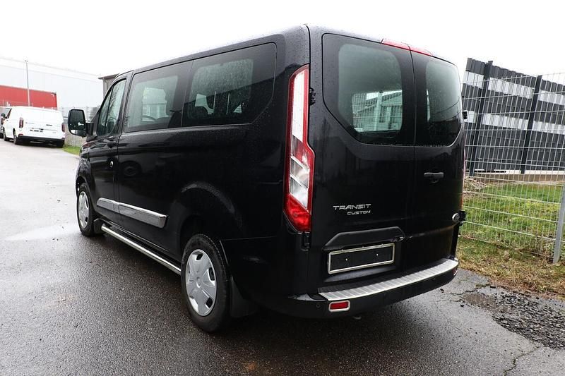 Gebraucht Ford Transit Custom Trend 131 PS (96 kW) 2023 Obsidianschwarz metallic Van