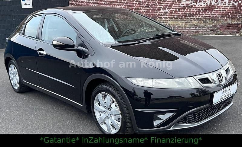 Schwarz Gebraucht 2009 Honda Civic Comfort Limousine | 3.650 € (Fairer Preis) - Bild 1/4