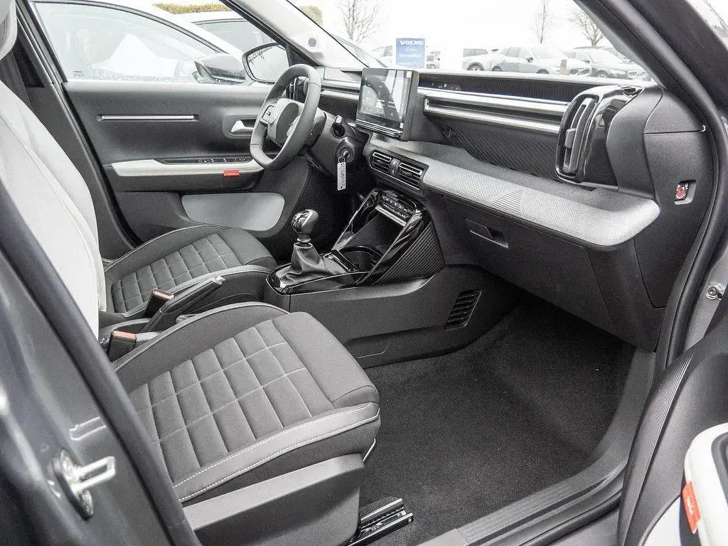 Gebraucht Citroën C3 PureTech 101 PS (74 kW) 2025 Grau SUV