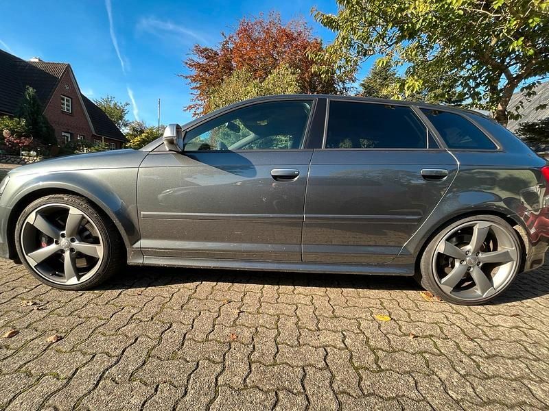 Second-hand Audi RS3 340 CP (250 kW) 2012 Gri Berlinǎ