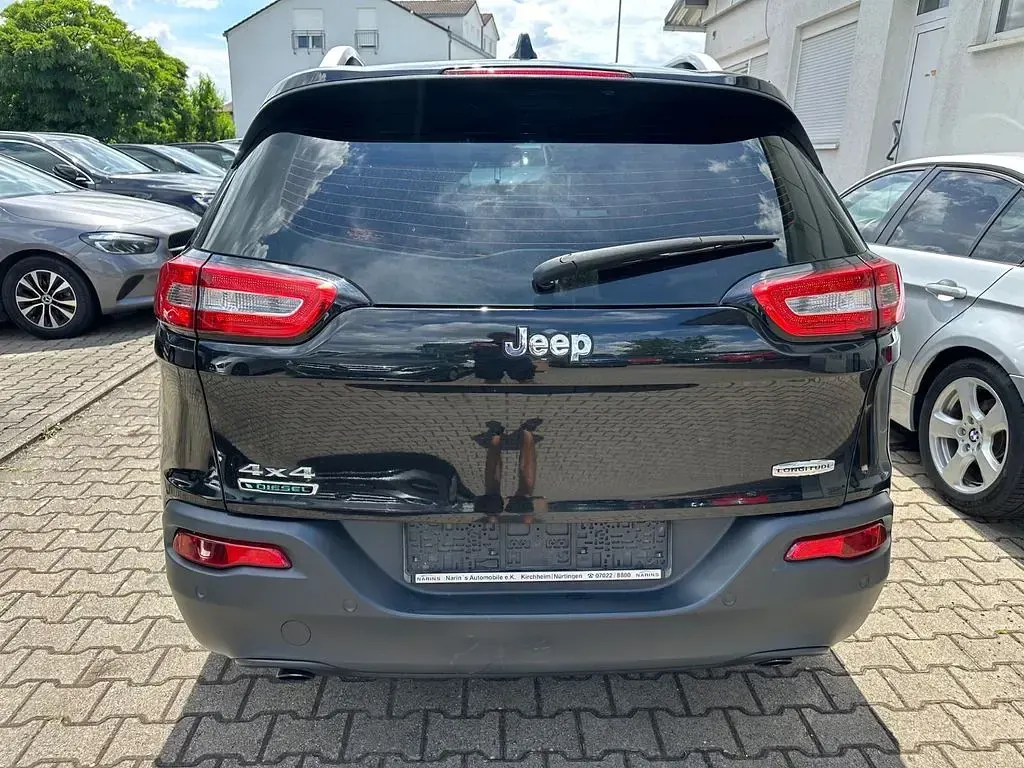 Gebraucht Jeep Cherokee Longitude 170 PS (125 kW) 2014 Brilliant black crystal pearl SUV