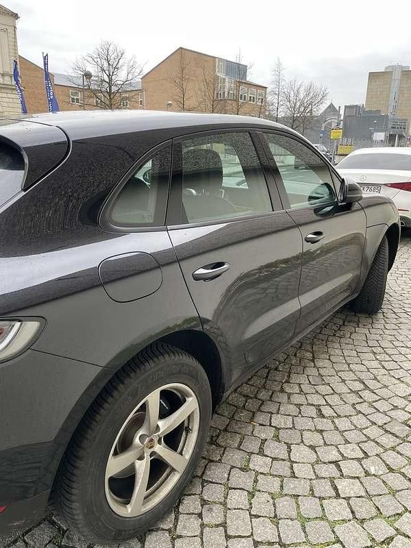 Gebraucht Porsche Macan 245 PS (180 kW) 2019 SUV