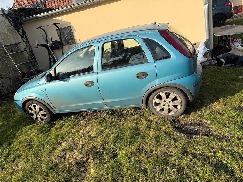 Gebraucht Opel Corsa 70 PS (51 kW) 2004 Blau Kleinwagen