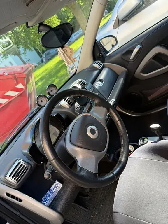 Gebraucht Smart ForTwo Cabrio 71 PS (52 kW) 2010 Weiß Cabrio