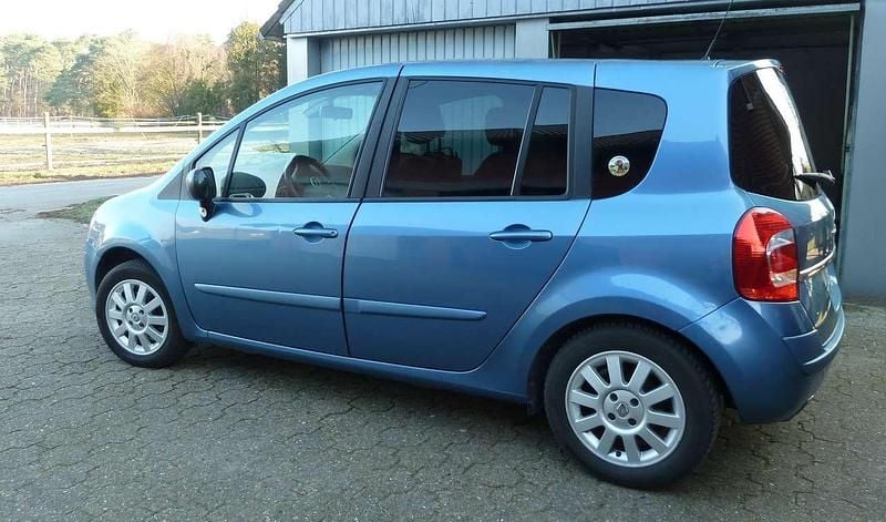 Gebraucht Renault Grand Modus Dynamique 101 PS (74 kW) 2009 Blau Van / Kleinbus