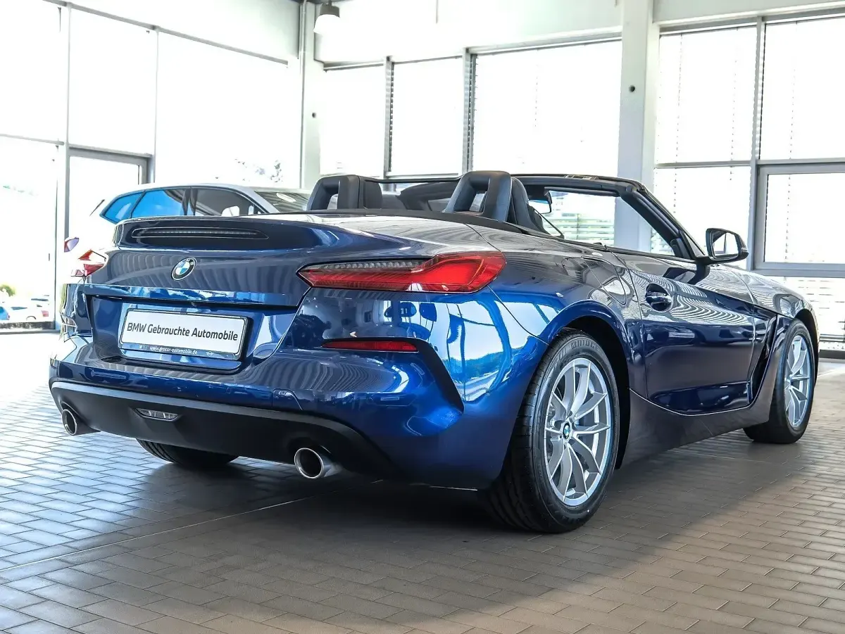 Gebraucht BMW Z4 Advantage 197 PS (144 kW) 2020 Blau Cabrio