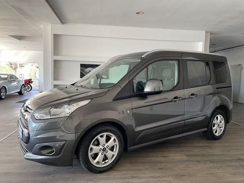 Gebraucht Ford Tourneo Connect Titanium 101 PS (74 kW) 2017 Grau Van / Kleinbus