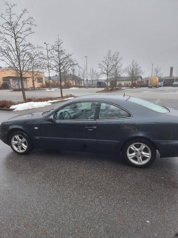 Gebraucht Mercedes CLK320 218 PS (160 kW) 1998 Coupé